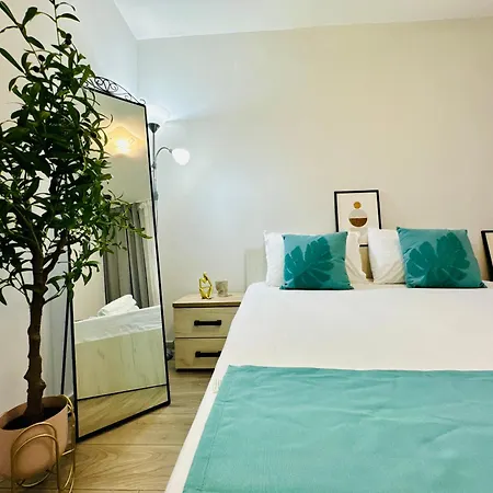 Апартаменты Joy Spacious Comfortable *