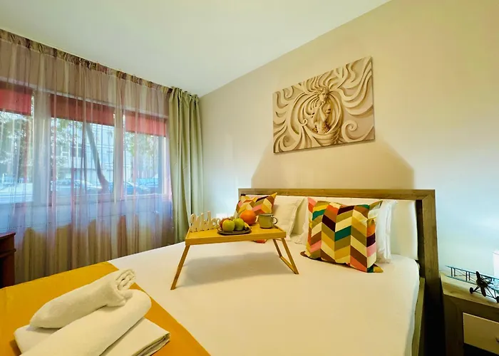 Joy Spacious Comfortable Apartment *