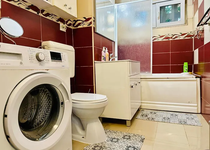 Joy Spacious Comfortable *