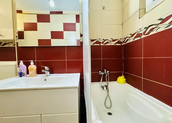 Joy Spacious Comfortable Apartment *