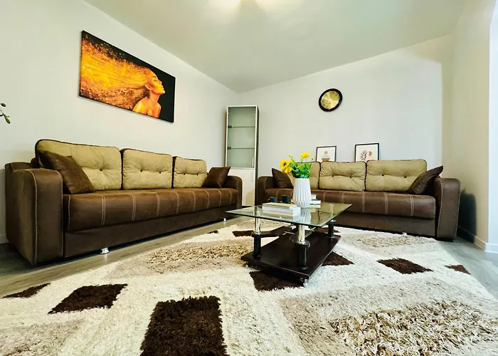 Joy Spacious Comfortable Apartment